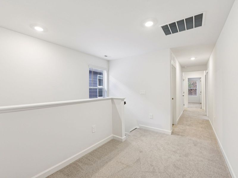 Spacious, unfurnished interior of a new home in Avalon, Gastonia (Image 11).