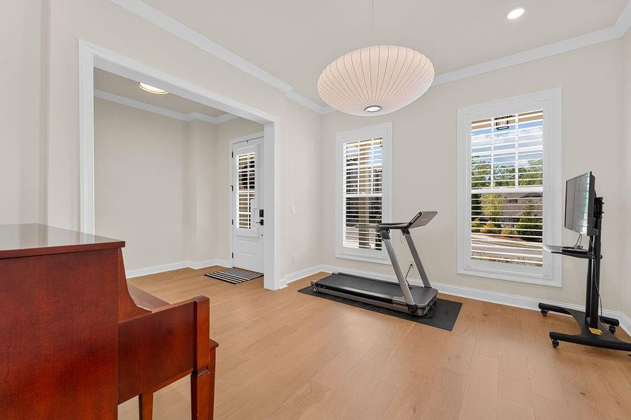 Furnished interior view inside a new home in , Alpharetta (Image 60).