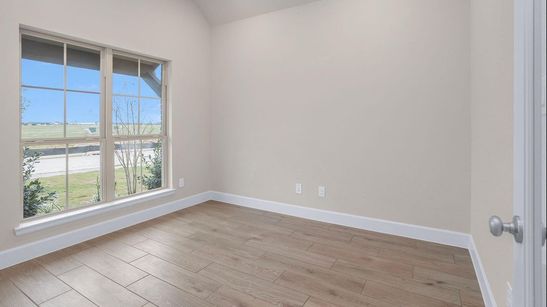 Spacious, unfurnished interior of a new home in , Hockley (Image 11).