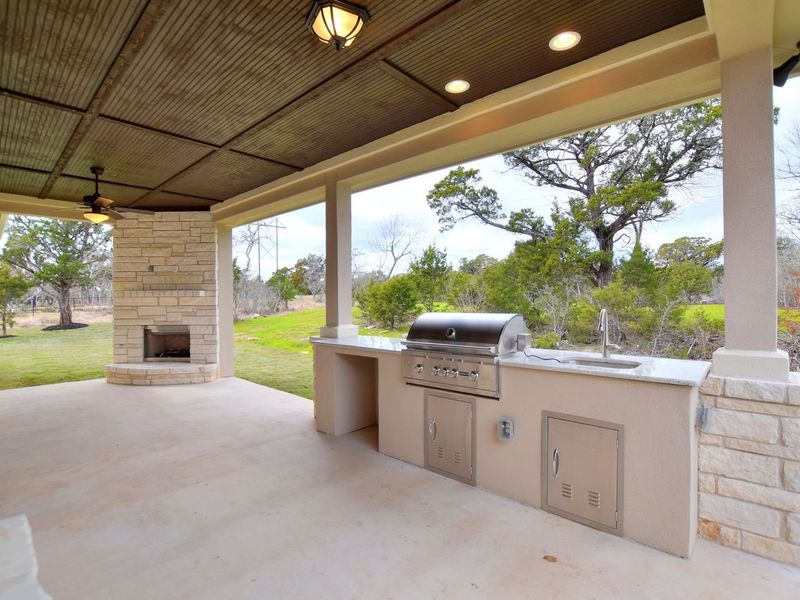 Representative exterior details of a home built from the Madera II by Giddens Homes in Scofield Farms Estates, Georgetown (Image 78).