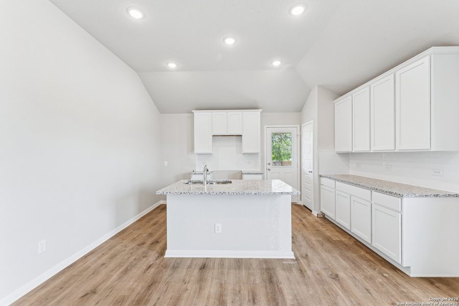 Image 22 of a home in Cinco Lakes. Image 22 of a home in Cinco Lakes.