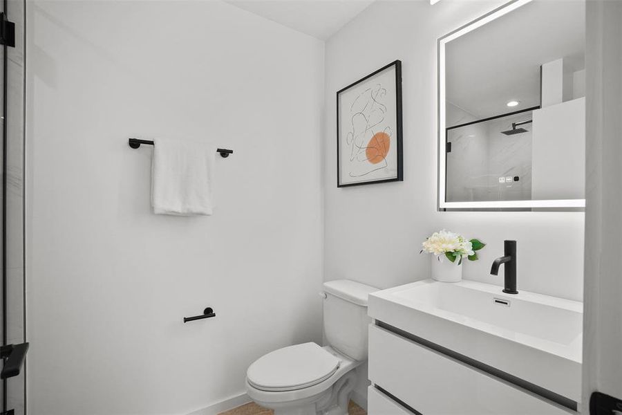 Furnished interior view inside a new home in , Dallas (Image 31).