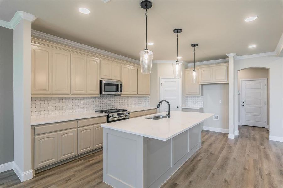 Furnished interior view inside a new home in , Alvarado (Image 5).