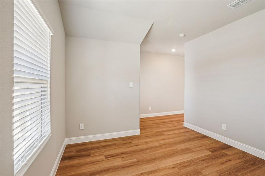 Photo is not of the actual home, but is an inspirational photo of builder’s model home and may depict options, furnishings, and/or decorator features that are not included.