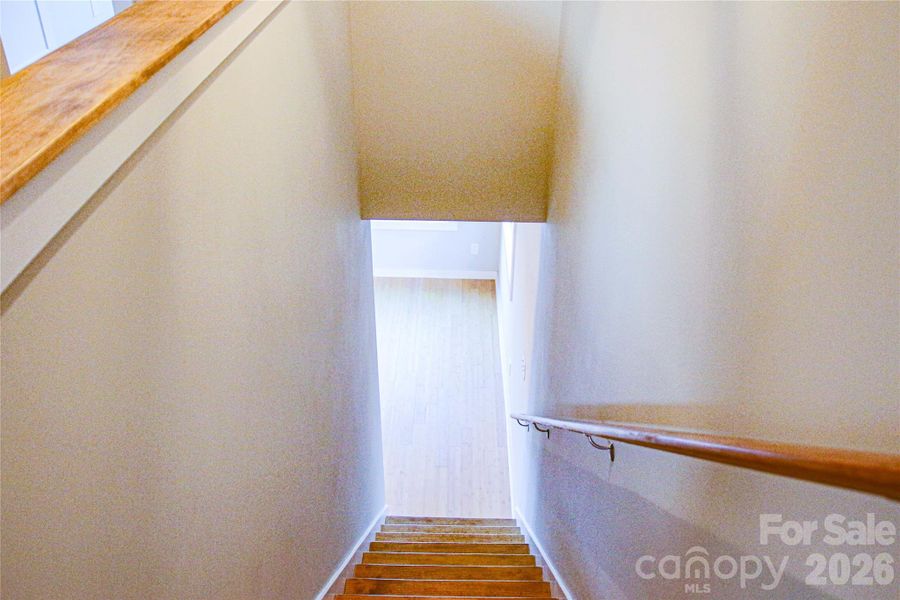 Spacious, unfurnished interior of a new home in , Asheville (Image 38).