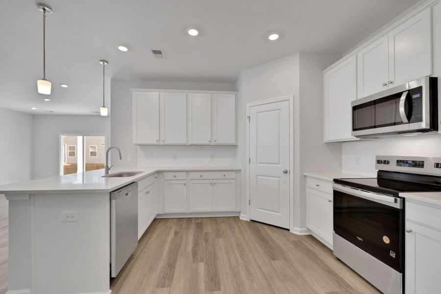 New Home in Hardeeville, SC.  - Slide 12