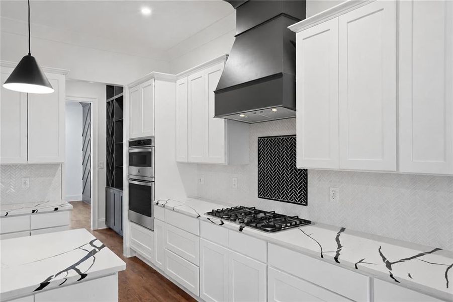 Furnished interior view inside a new home in , Buford (Image 12).