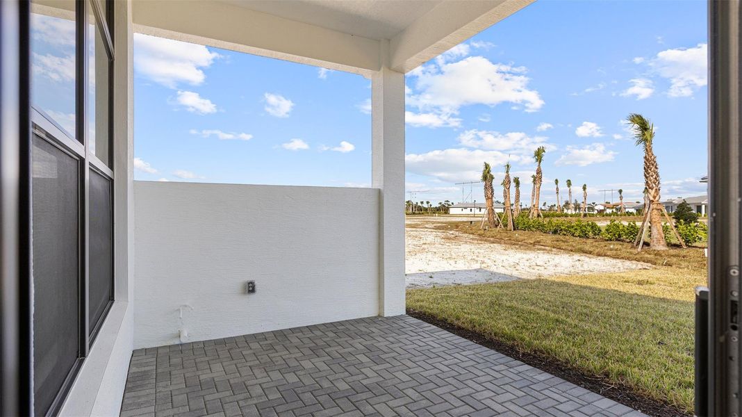Exterior details and patio area of a home in , Port St. Lucie (Image 23).