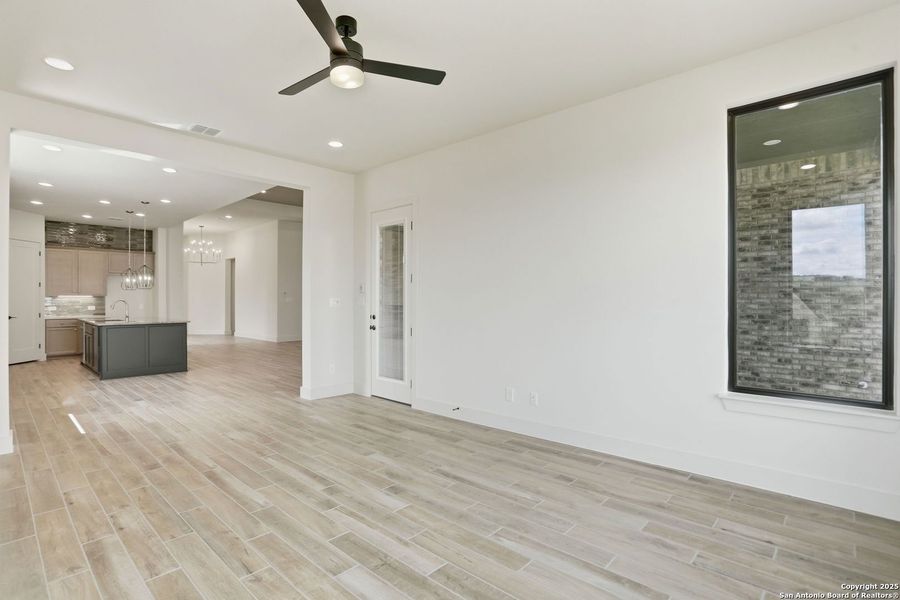 Spacious, unfurnished interior of a new home in Kinder Ranch 70's, San Antonio (Image 19). Spacious, unfurnished interior of a new home in Kinder Ranch 70's, San Antonio (Image 19).