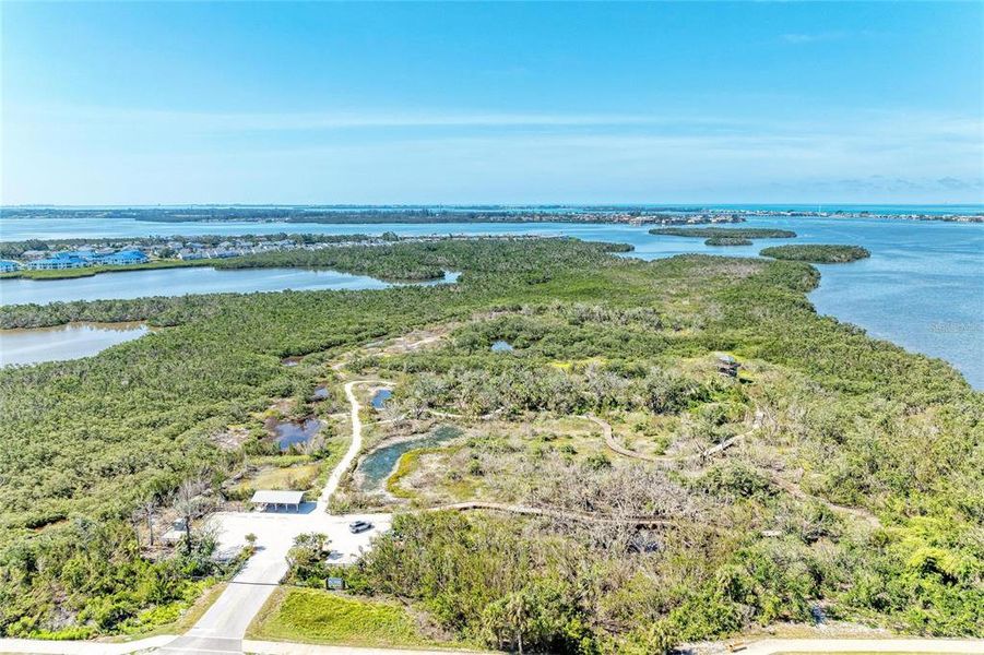 Natural landscape and outdoor views near SeaFlower in Bradenton (Image 65). Natural landscape and outdoor views near SeaFlower in Bradenton (Image 65).