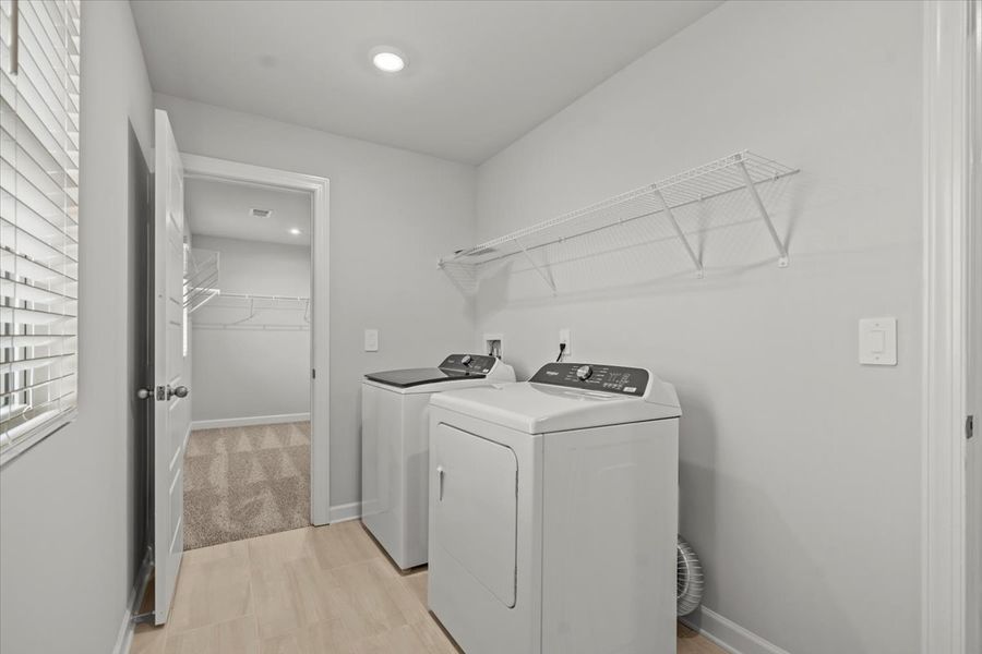 Furnished interior view inside a new home in Chatham Forest, Duncan (Image 13).