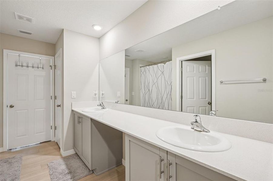 Furnished interior view inside a new home in Hawkstone, Lithia (Image 39). Furnished interior view inside a new home in Hawkstone, Lithia (Image 39).