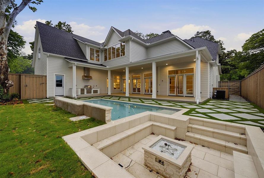 Exterior details and patio area of a home in , Dallas (Image 31).