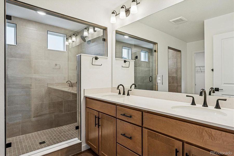 Furnished interior view inside a new home in The Summit at Meridian, Englewood (Image 8).