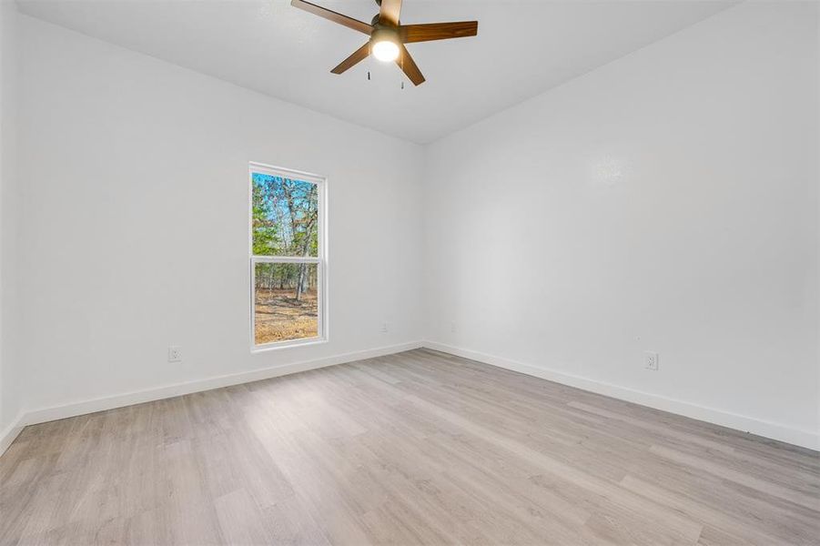 Spacious, unfurnished interior of a new home in , Sumner (Image 16).