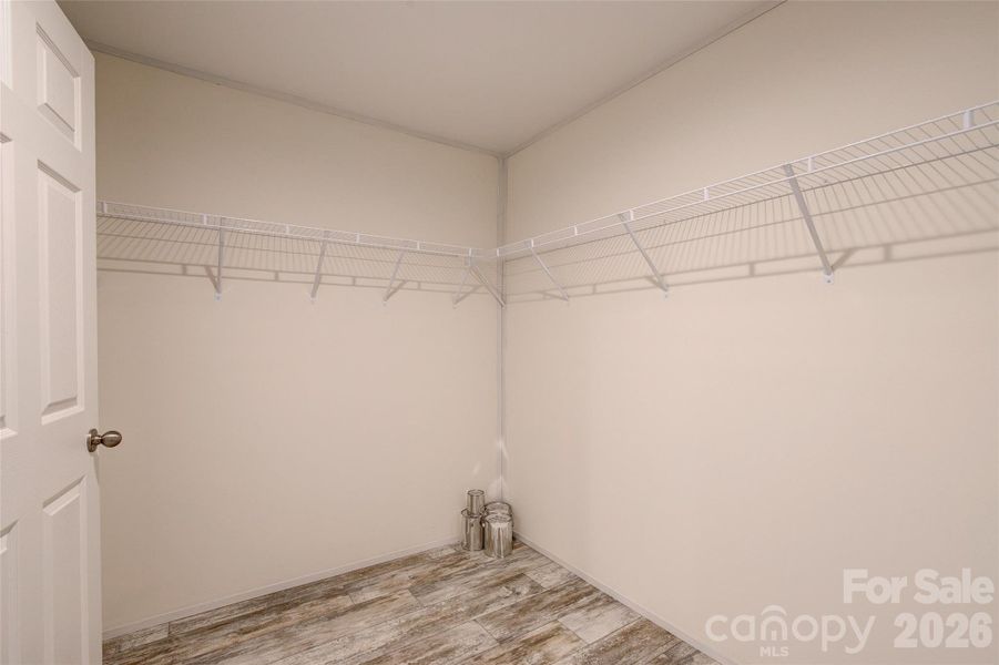 Spacious, unfurnished interior of a new home in , Chester (Image 23).