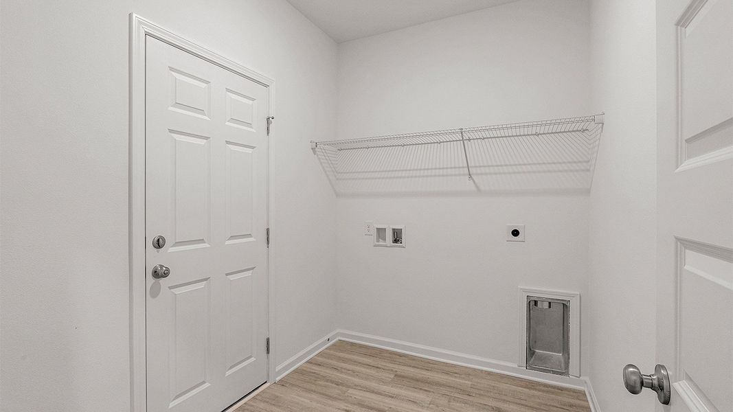 Spacious, unfurnished interior of a new home in Owl's Head East, Freeport (Image 21). Spacious, unfurnished interior of a new home in Owl's Head East, Freeport (Image 21).