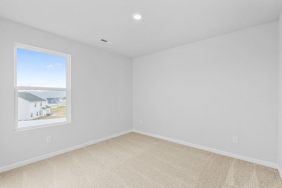 Spacious, unfurnished interior of a new home in Hanes Lake, Winston-Salem (Image 42). Spacious, unfurnished interior of a new home in Hanes Lake, Winston-Salem (Image 42).