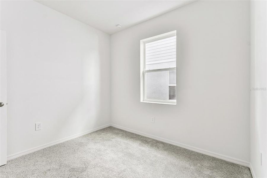 Spacious, unfurnished interior of a new home in Southpointe, Palmetto (Image 13).