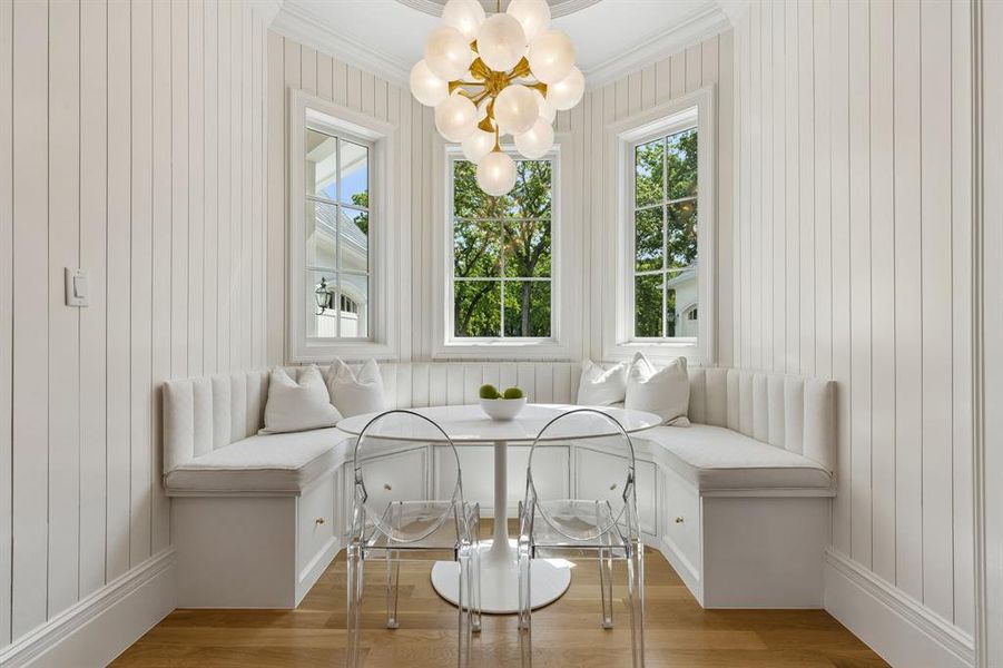 Furnished interior view inside a new home in , Southlake (Image 10).