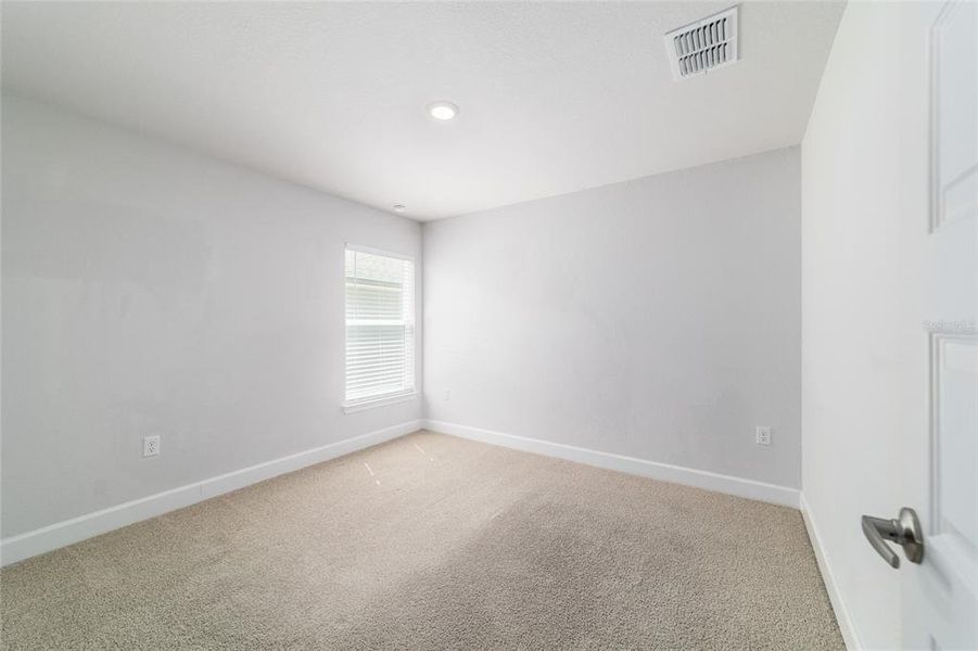 Spacious, unfurnished interior of a new home in Brookhaven, Ocala (Image 49).