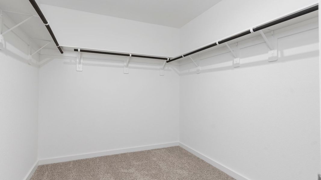 Spacious, unfurnished interior of a new home in Evergreen, Rosenberg (Image 21).