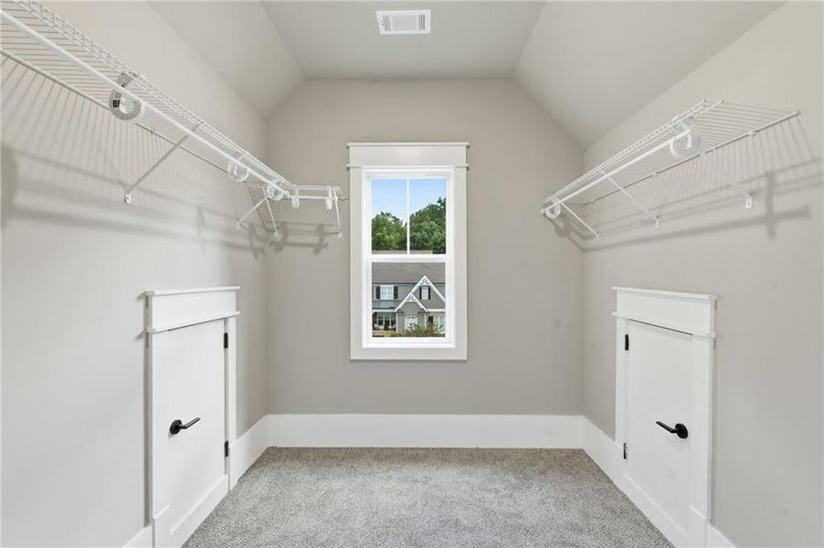 Spacious, unfurnished interior of a new home in , Jefferson (Image 60).