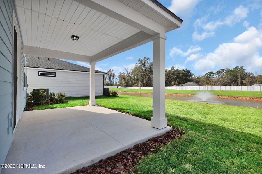Exterior details and patio area of a home in Murray Farms, Middleburg (Image 3).