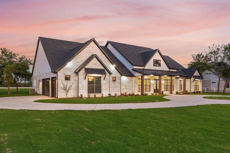 Front exterior of a new home in , McLendon-Chisholm, TX, highlighting curb appeal (Image 23). Front exterior of a new home in , McLendon-Chisholm, TX, highlighting curb appeal (Image 23).