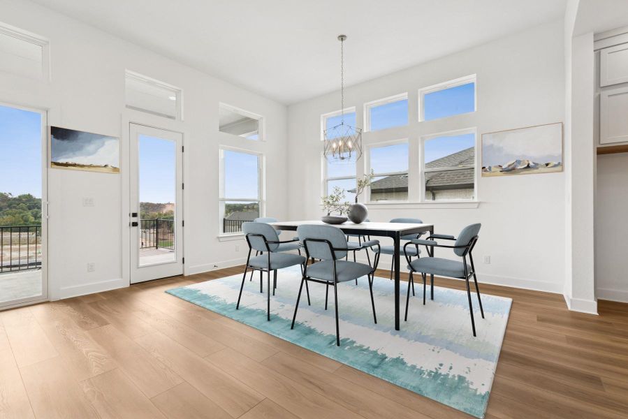 Dining Area (Staged)