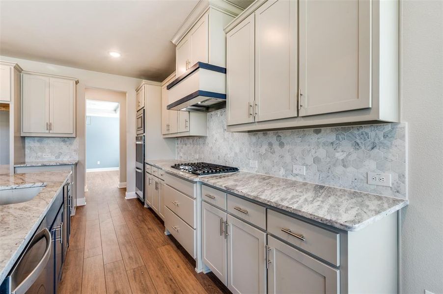 Furnished interior view inside a new home in , Mansfield (Image 15).
