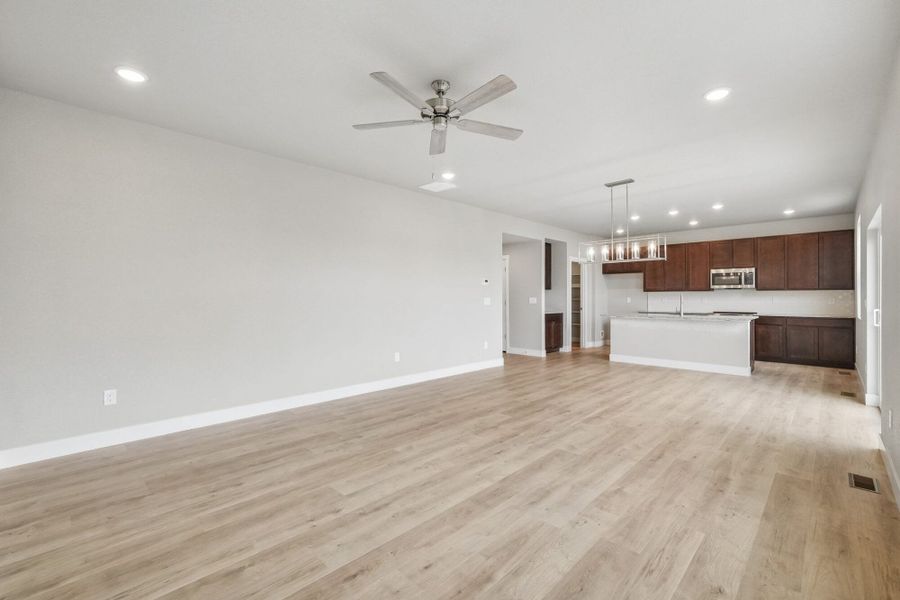 Spacious, unfurnished interior of a new home in The Trails at Aspen Ridge, Colorado Springs (Image 31).