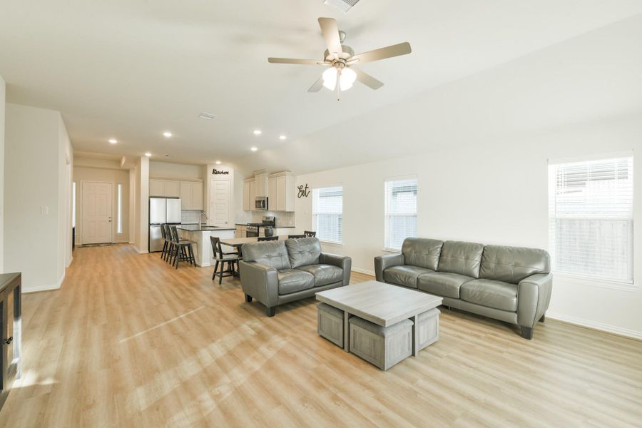 Furnished interior view inside a new home in Oakwood Estates, Waller (Image 16).