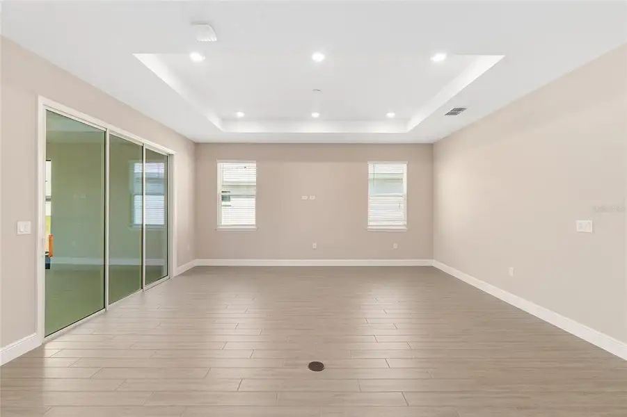 Spacious, unfurnished interior of a new home in , Ocala (Image 58).