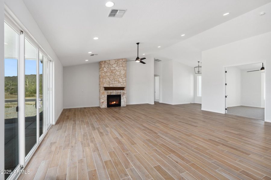 28628 Tame-7 28628 Tame-7