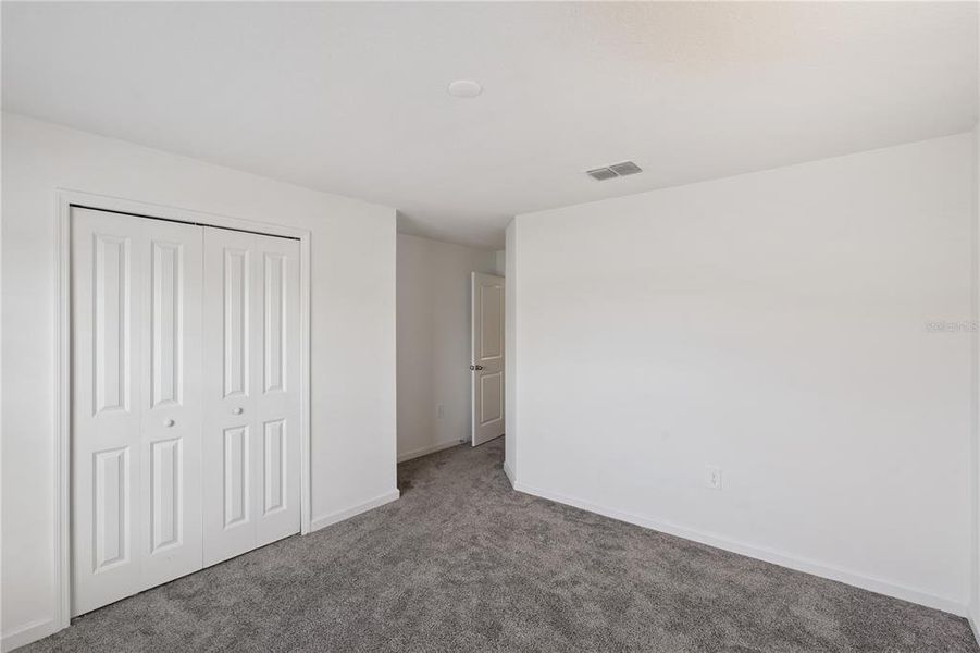 Spacious, unfurnished interior of a new home in Lawson Dunes, Haines City (Image 20).