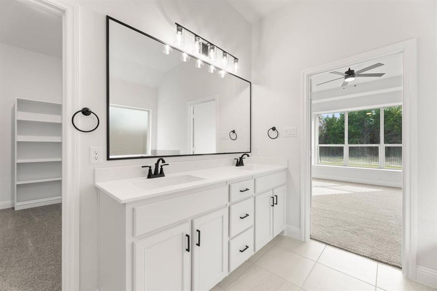 4438 Verbena-Primary Suite-4