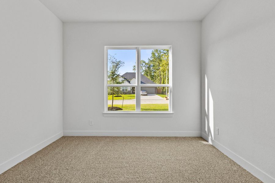 Spacious, unfurnished interior of a new home in Silverthorne, Conroe (Image 26).