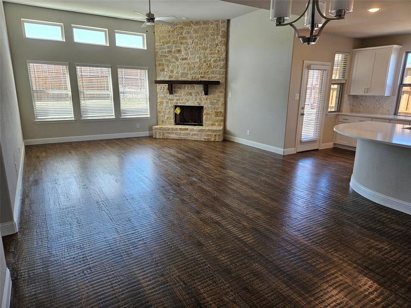 Spacious, unfurnished interior of a new home in , Godley (Image 24).