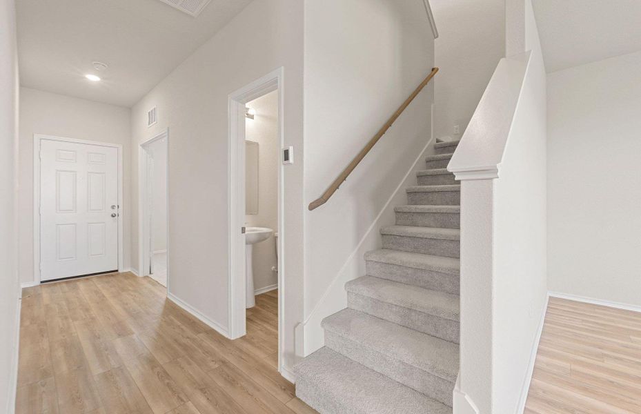 Spacious, unfurnished interior of a new home in Larson Crossing, Elgin (Image 14).