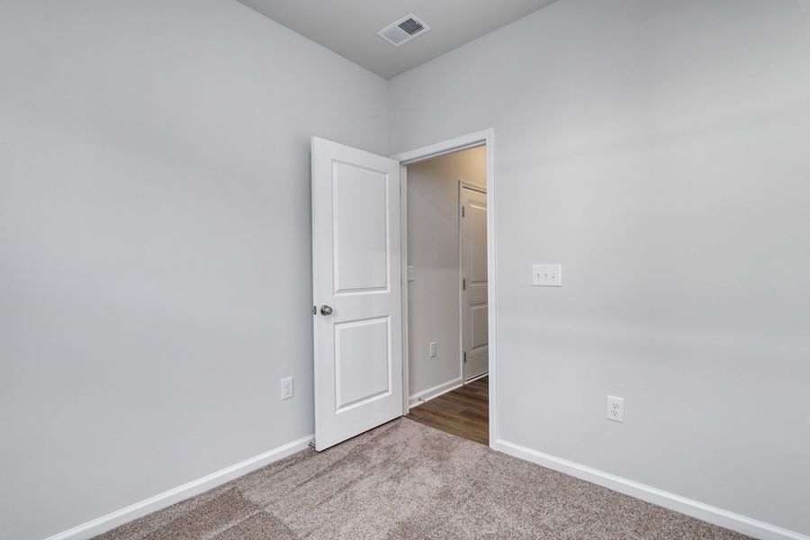 Spacious, unfurnished interior of a new home in Jordan Grove, Conway (Image 28).