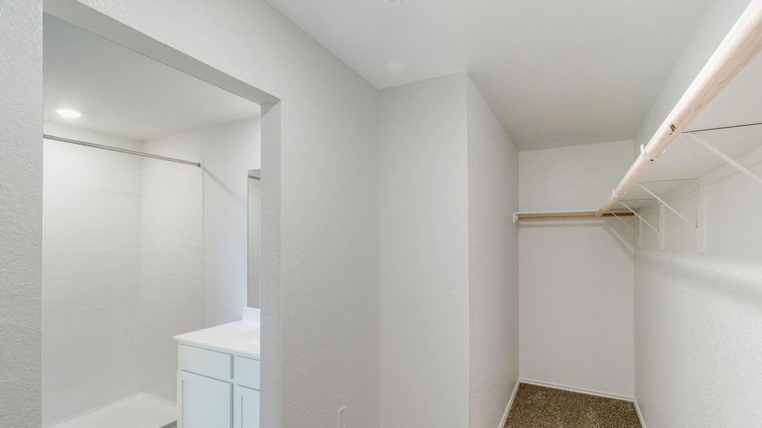 Spacious, unfurnished interior of a new home in Prairie Lakes, Buda (Image 13).