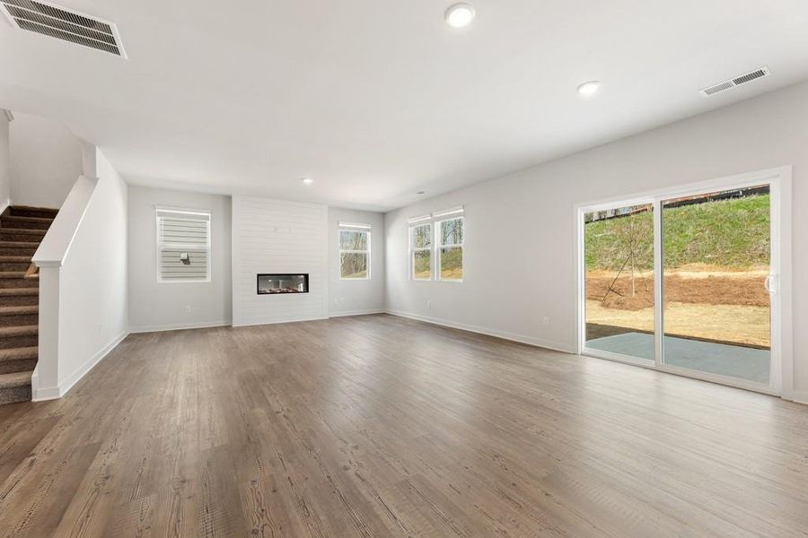 Spacious, unfurnished interior of a new home in Reserve at Gum Springs, Jefferson (Image 13).