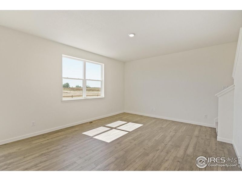 Spacious, unfurnished interior of a new home in Westgate, Greeley (Image 15).