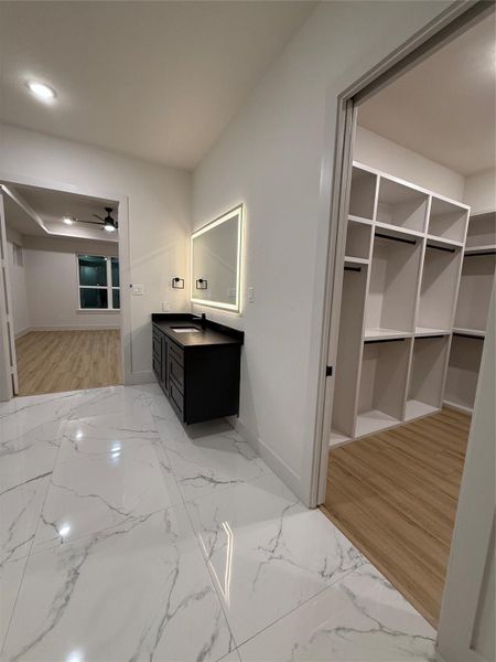 Furnished interior view inside a new home in , Pearland (Image 8).