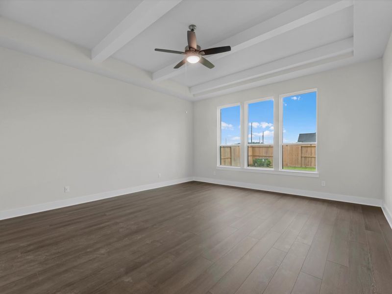 Spacious, unfurnished interior of a new home in Sienna 80′, Missouri City (Image 18).