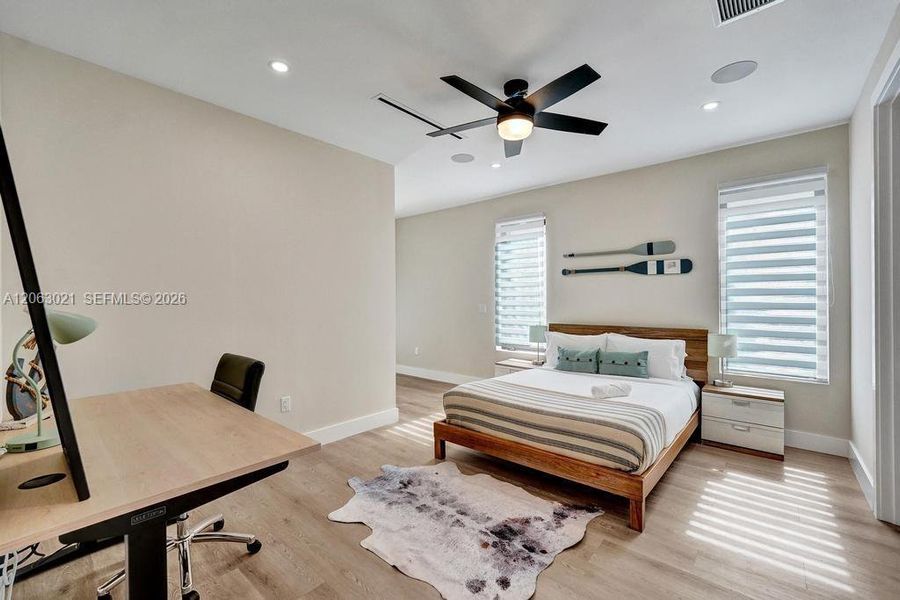 Furnished interior view inside a new home in , Fort Lauderdale (Image 7). Furnished interior view inside a new home in , Fort Lauderdale (Image 7).