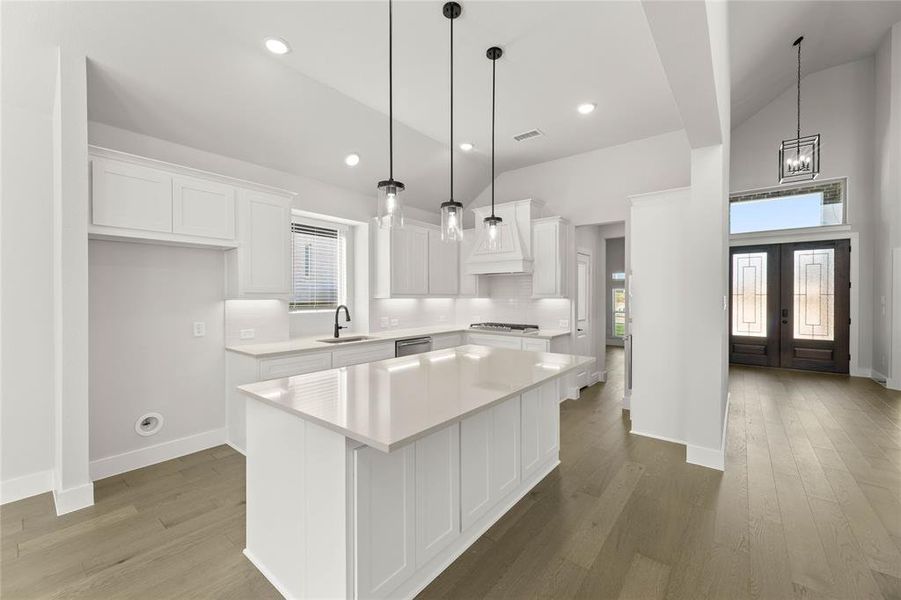 516 Big Lake-Kitchen-2