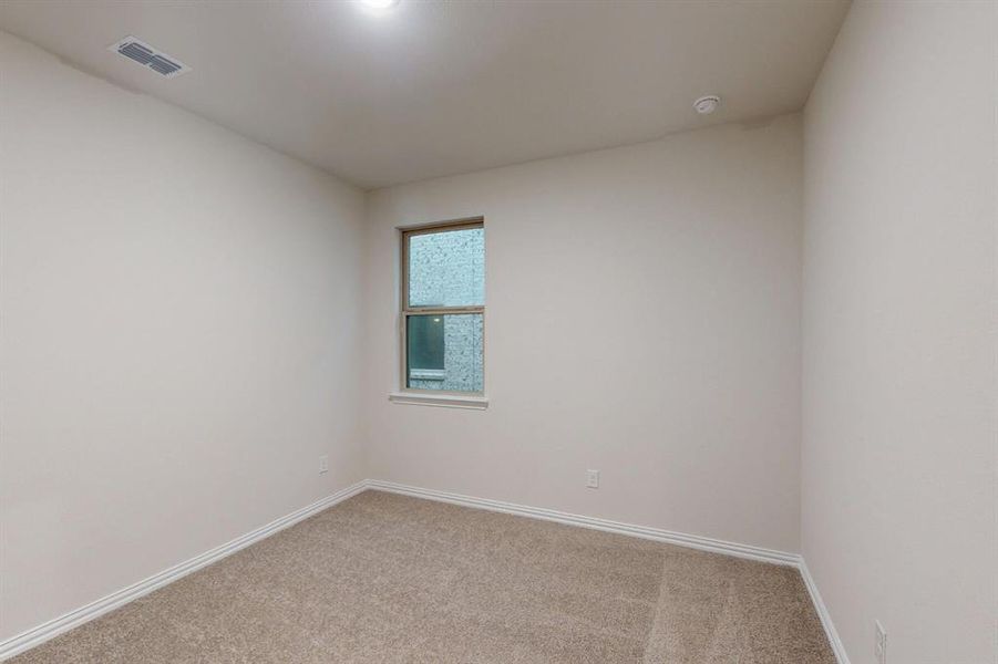 Spacious, unfurnished interior of a new home in Lilybrooke at Legacy Hills, Celina (Image 25). Spacious, unfurnished interior of a new home in Lilybrooke at Legacy Hills, Celina (Image 25).