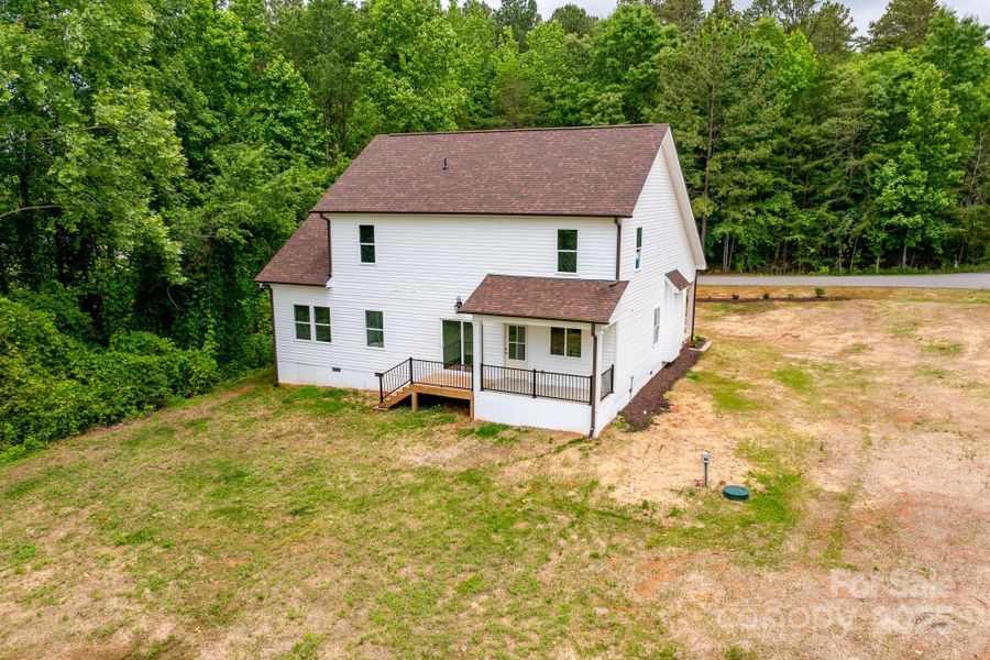 Front exterior of a new home in , Catawba, NC, highlighting curb appeal (Image 1). Front exterior of a new home in , Catawba, NC, highlighting curb appeal (Image 1).